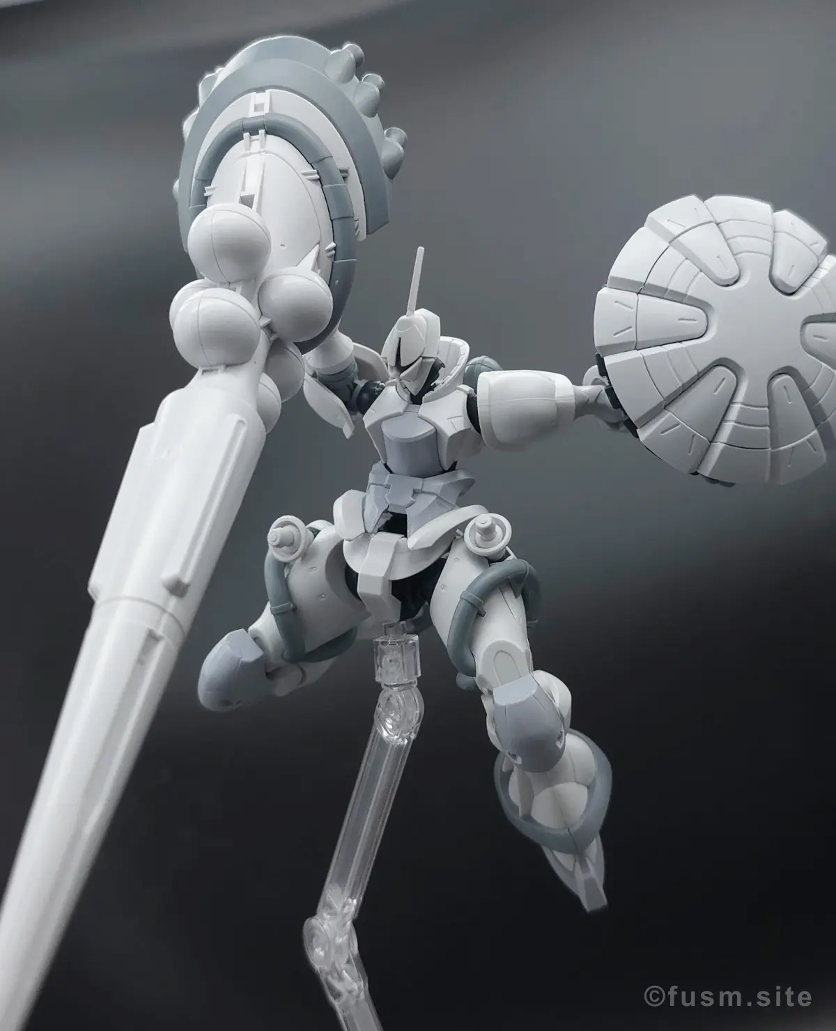 【レビュー】HG 1/144 エグザベ専用ギャン(ハクジ装備) ポージング 1