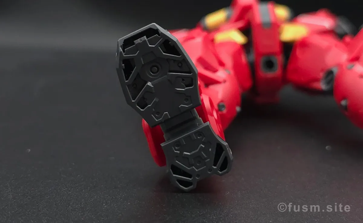 【レビュー】HG 1/144 軽キャノン 脚部ディテール 02