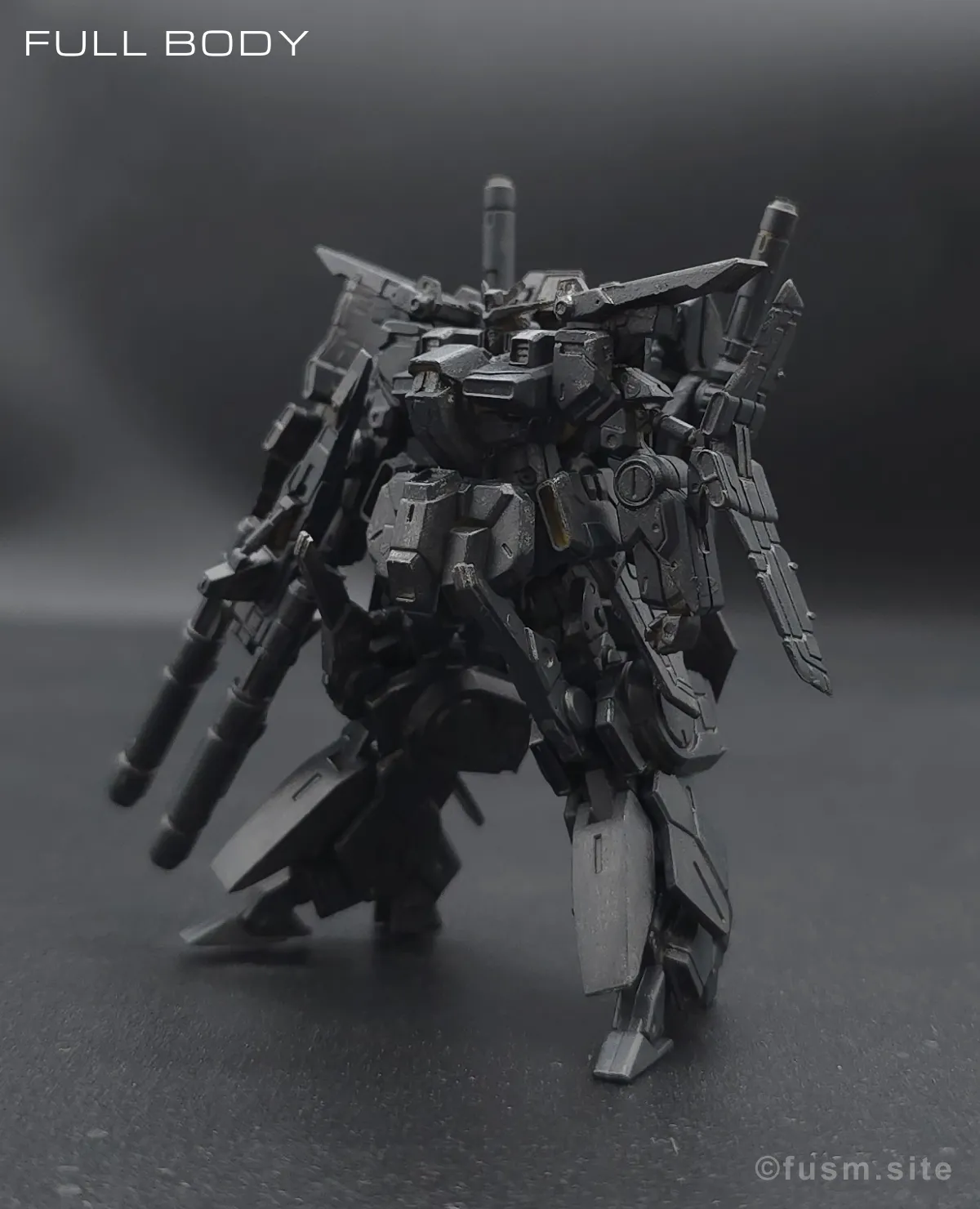 ガンダムアーティファクト第5弾【ZZガンダム】を筆塗り塗装! 多角的に見た全体の外観・素組み 01