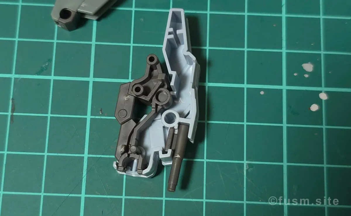 【レビュー】HG アーロンライノ(グレイディ専用機) パーツ・構造・組み立て 07