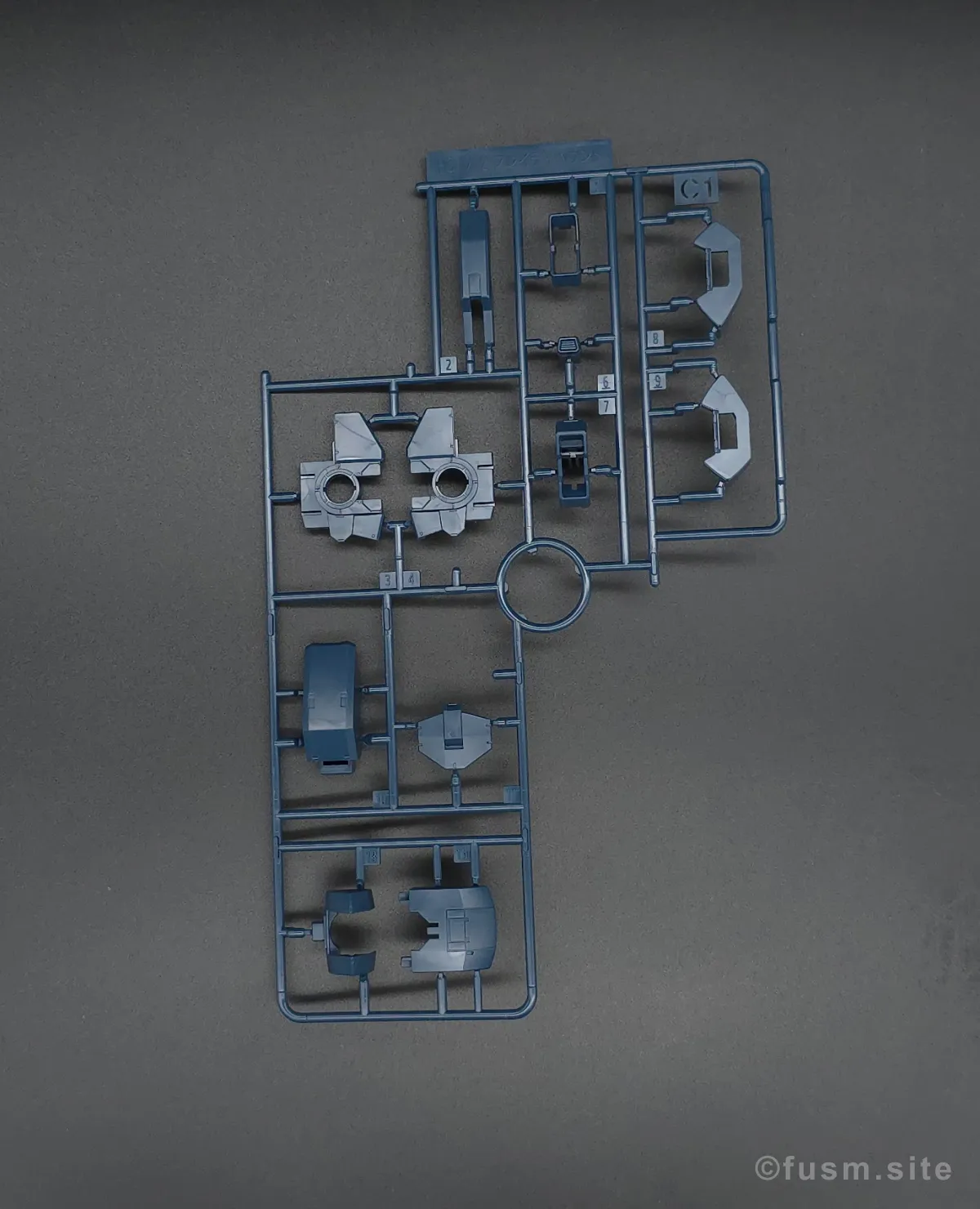 【レビュー】HG アーロンライノ(グレイディ専用機) ランナー 04
