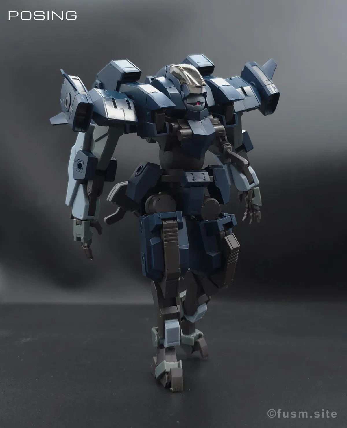 【レビュー】HG アーロンライノ(グレイディ専用機) ポージング 01