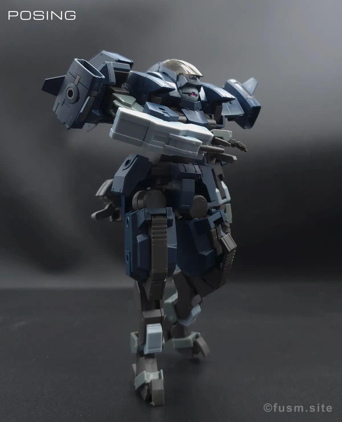 【レビュー】HG アーロンライノ(グレイディ専用機) ポージング 02