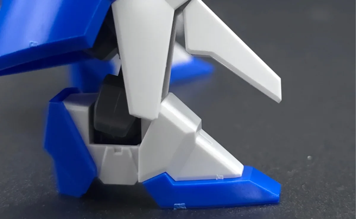 【ガンプラ】HG ガンダムAGE-FX レビュー 脚部ディテール 可動域