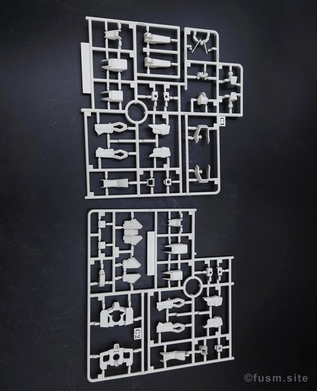 【レビュー】HG ライトニングバスターガンダム ランナー 03