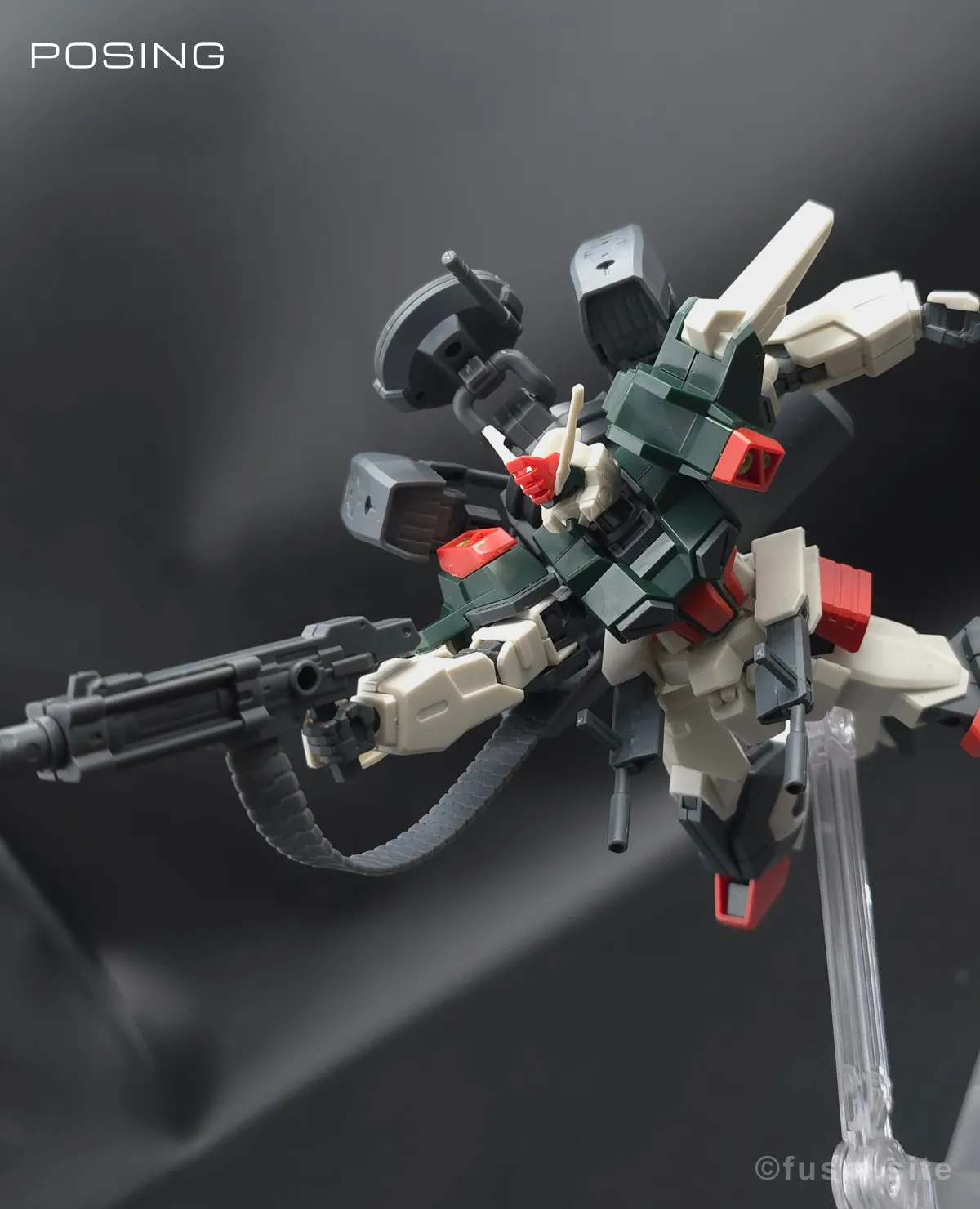 【レビュー】HG ライトニングバスターガンダム ポージング 14