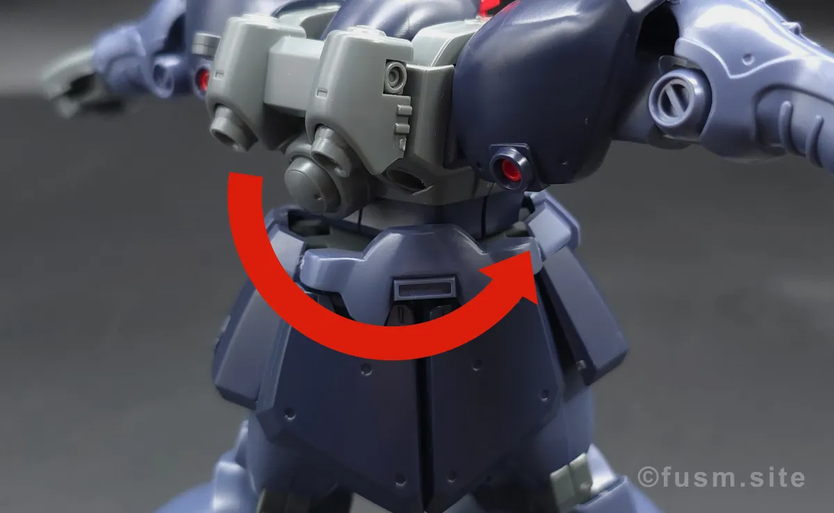 【レビュー】HGUC リック・ドムII(ツヴァイ) 胴体ディテール 可動域 02
