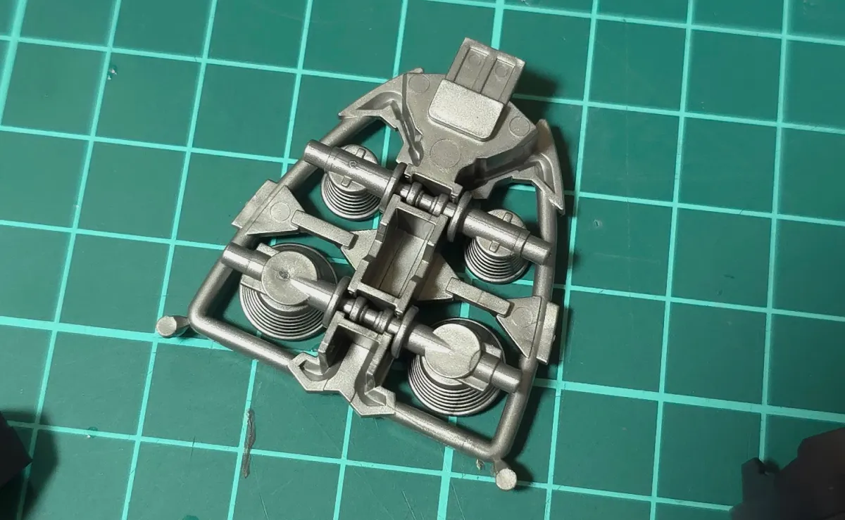 HG リック・ドム ガイア機/オルテガ機(GQ) レビュー パーツ・構造・組み立て 10