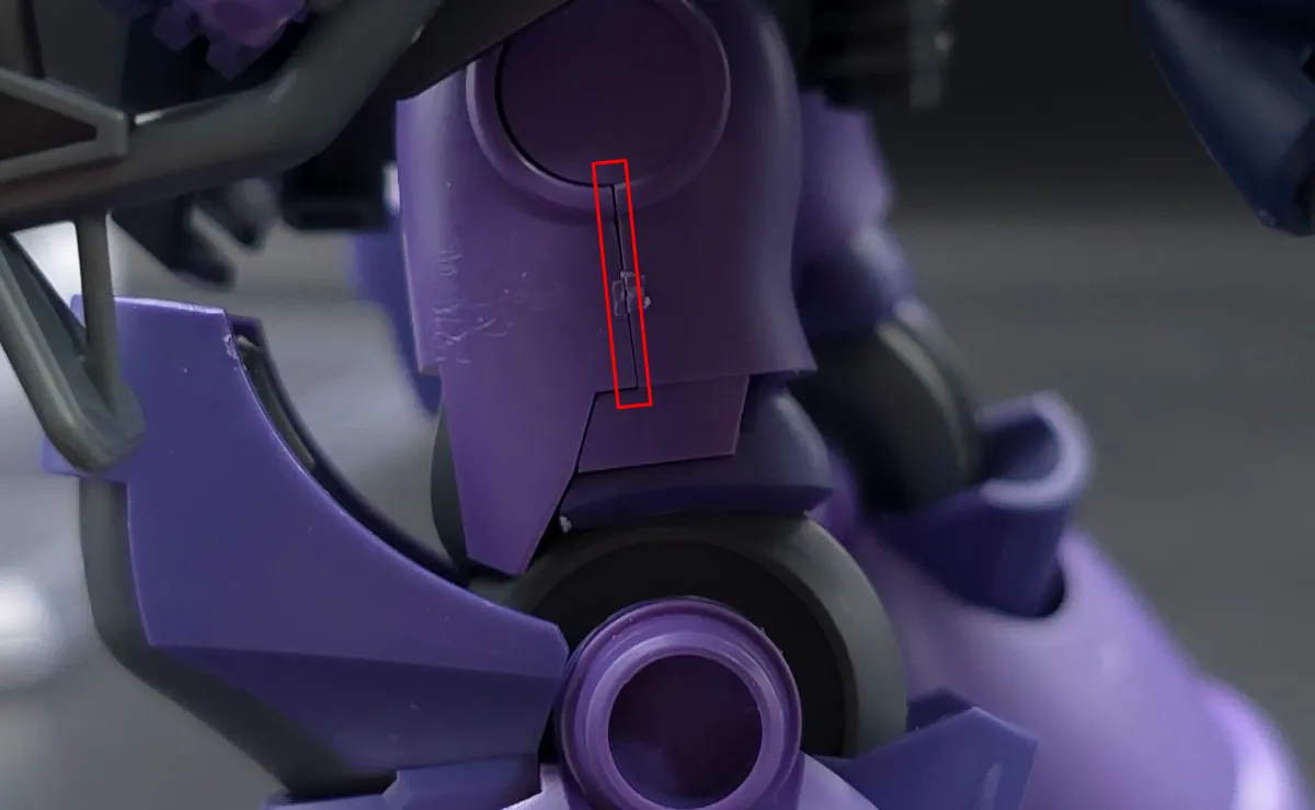 HG リック・ドム ガイア機/オルテガ機(GQ) レビュー 脚部ディテール 合わせ目 03