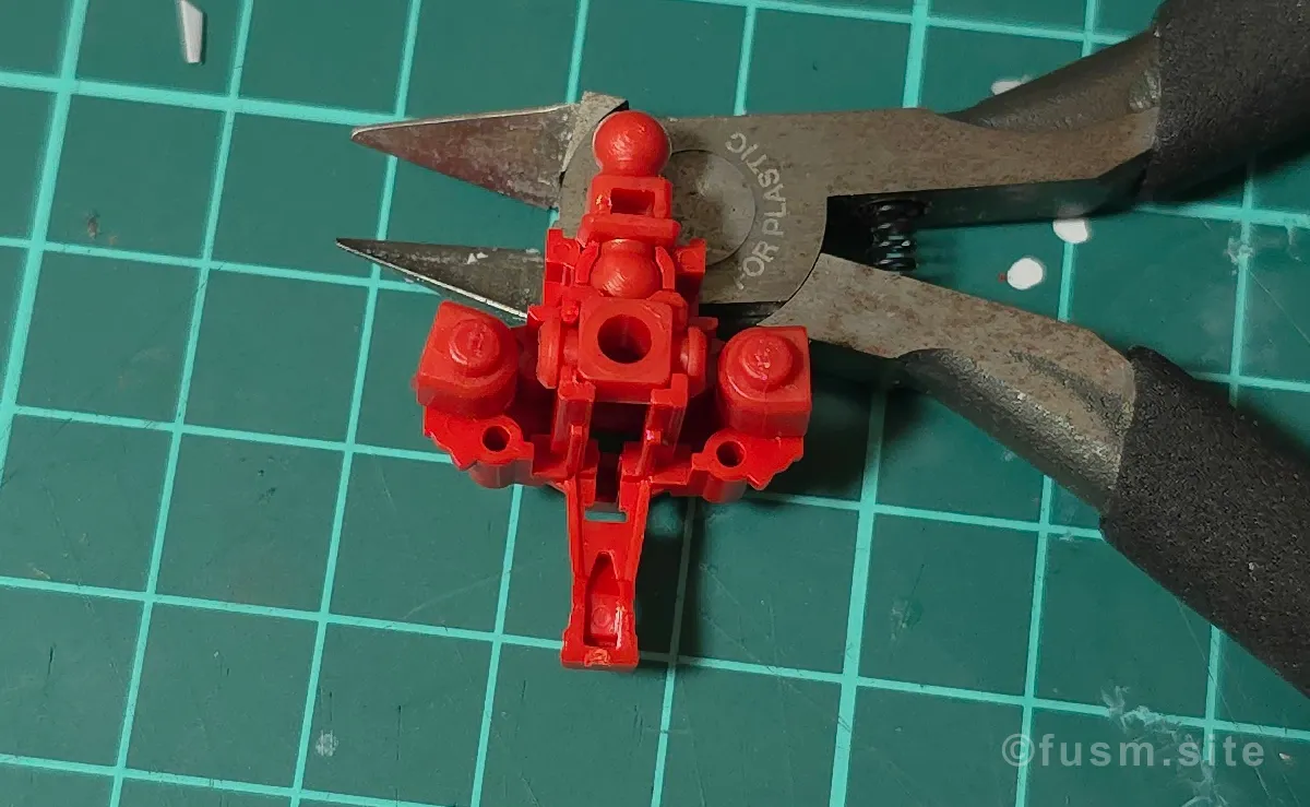 【ガンプラレビュー】HGBF 戦国アストレイ頑駄無 パーツ・構造・組み立て 02