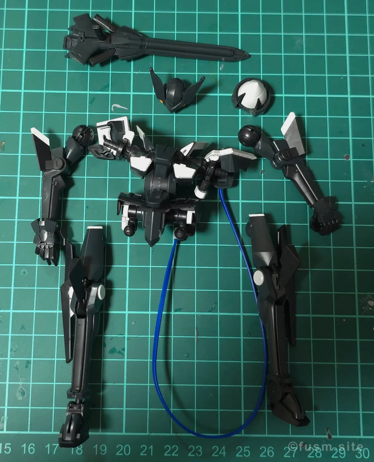 HG グラハム専用ユニオンフラッグカスタムII(GNフラッグ) レビュー パーツ・構造・組み立て 11