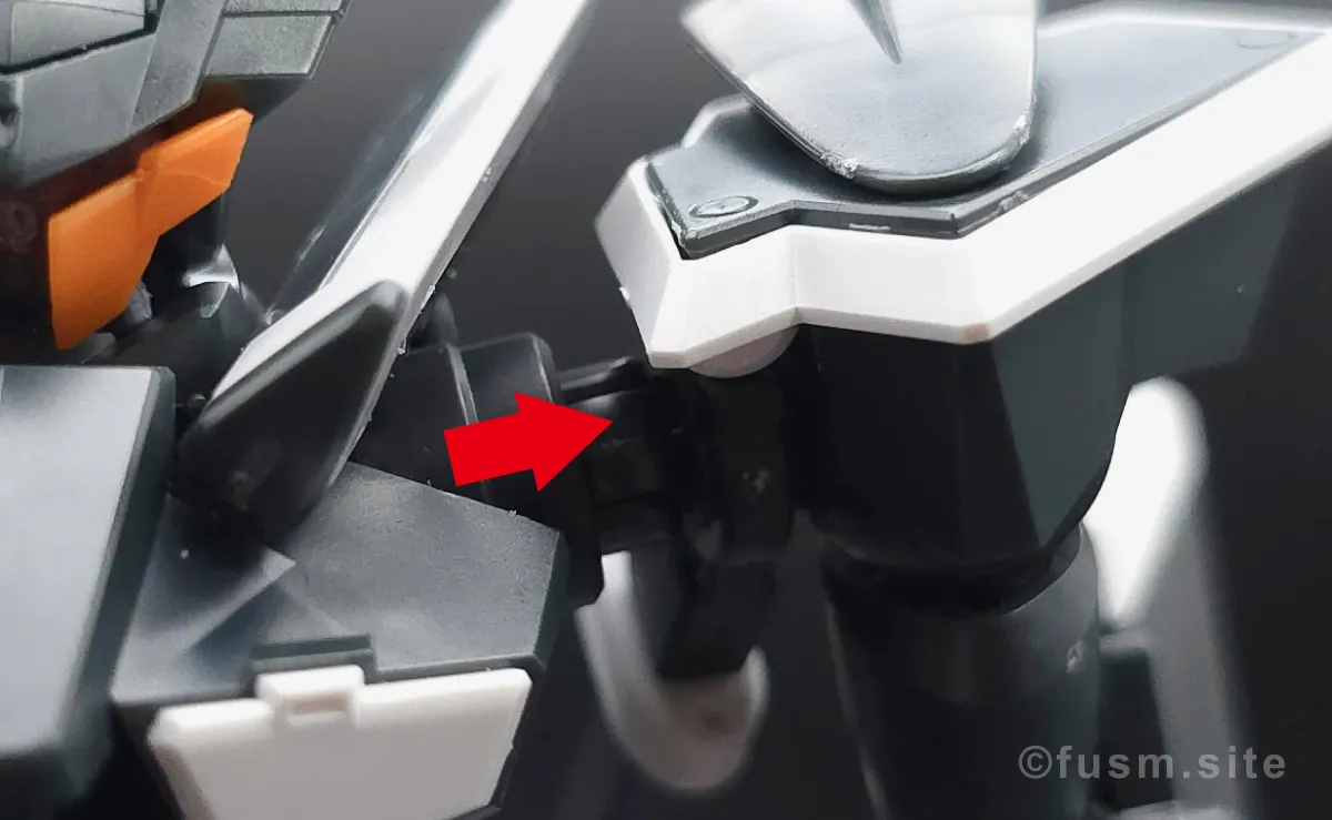 HG グラハム専用ユニオンフラッグカスタムII(GNフラッグ) レビュー 肩ディテール ギミック 01