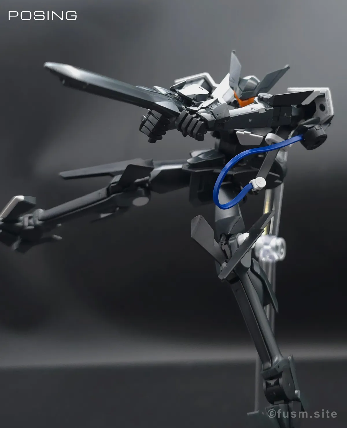 HG グラハム専用ユニオンフラッグカスタムII(GNフラッグ) レビュー ポージング 05