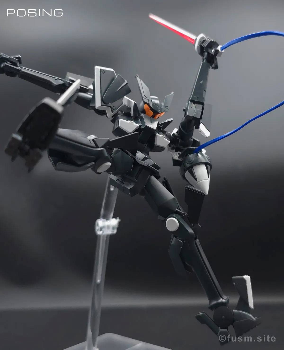 HG グラハム専用ユニオンフラッグカスタムII(GNフラッグ) レビュー ポージング 24