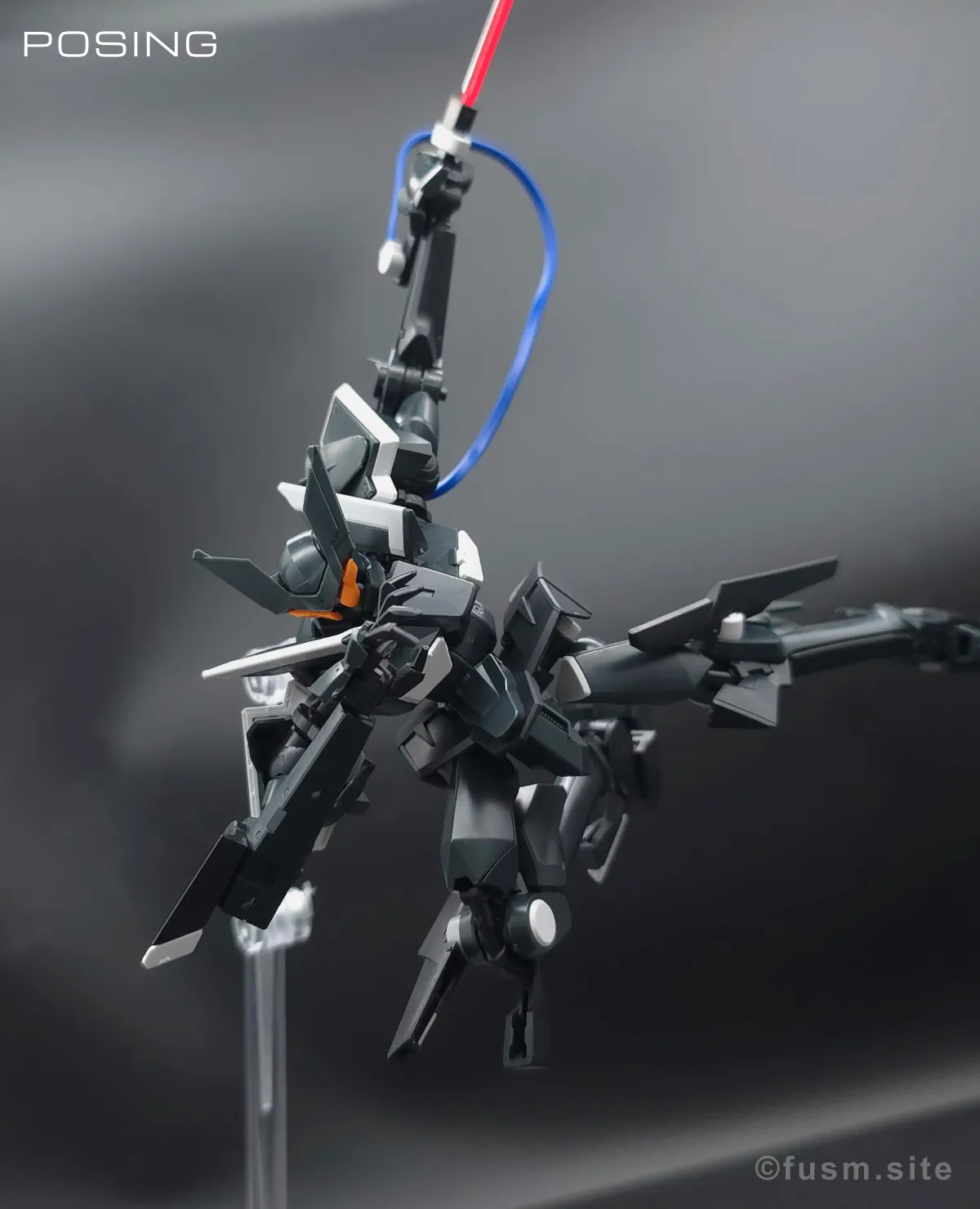 HG グラハム専用ユニオンフラッグカスタムII(GNフラッグ) レビュー ポージング 28