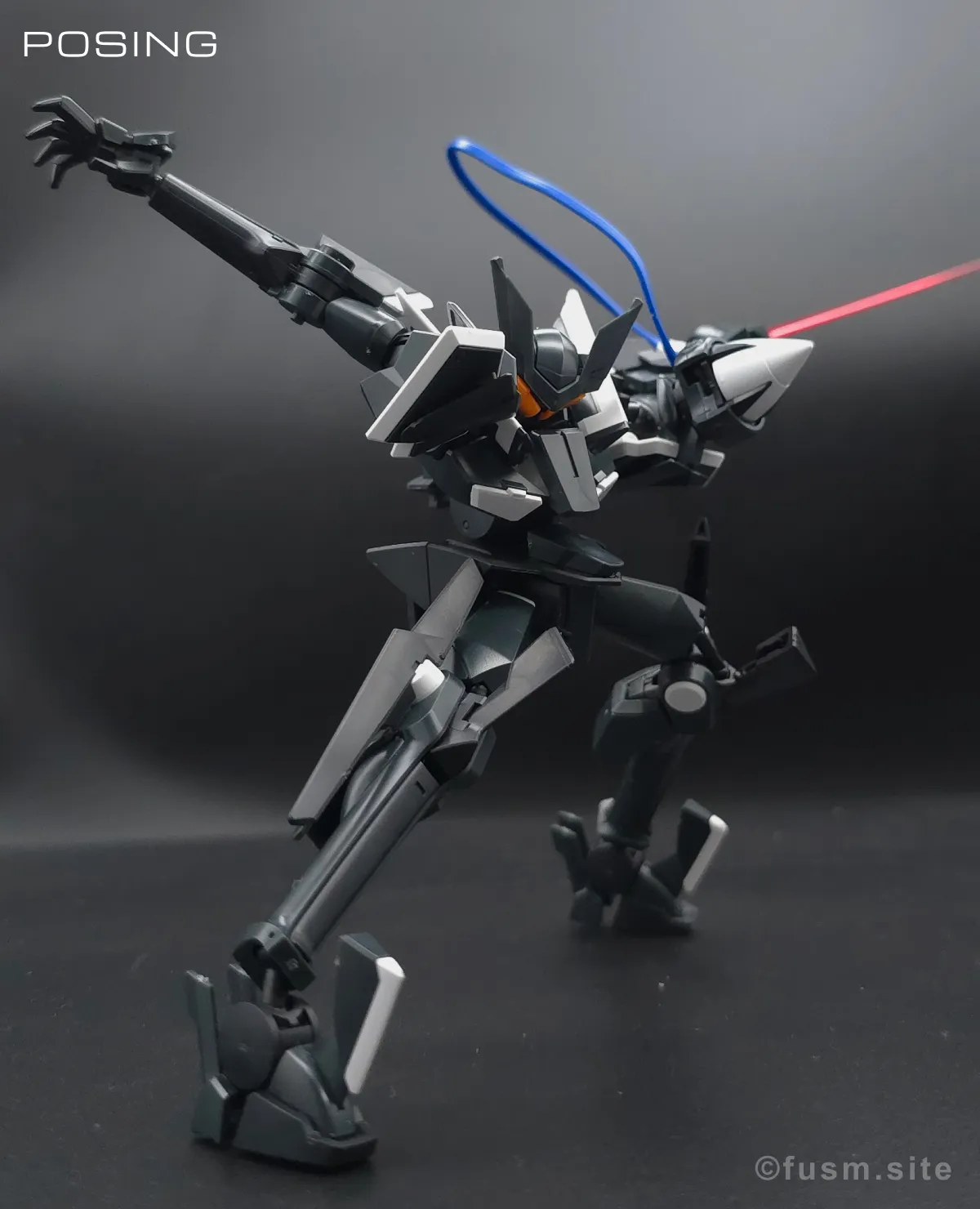 HG グラハム専用ユニオンフラッグカスタムII(GNフラッグ) レビュー ポージング 30