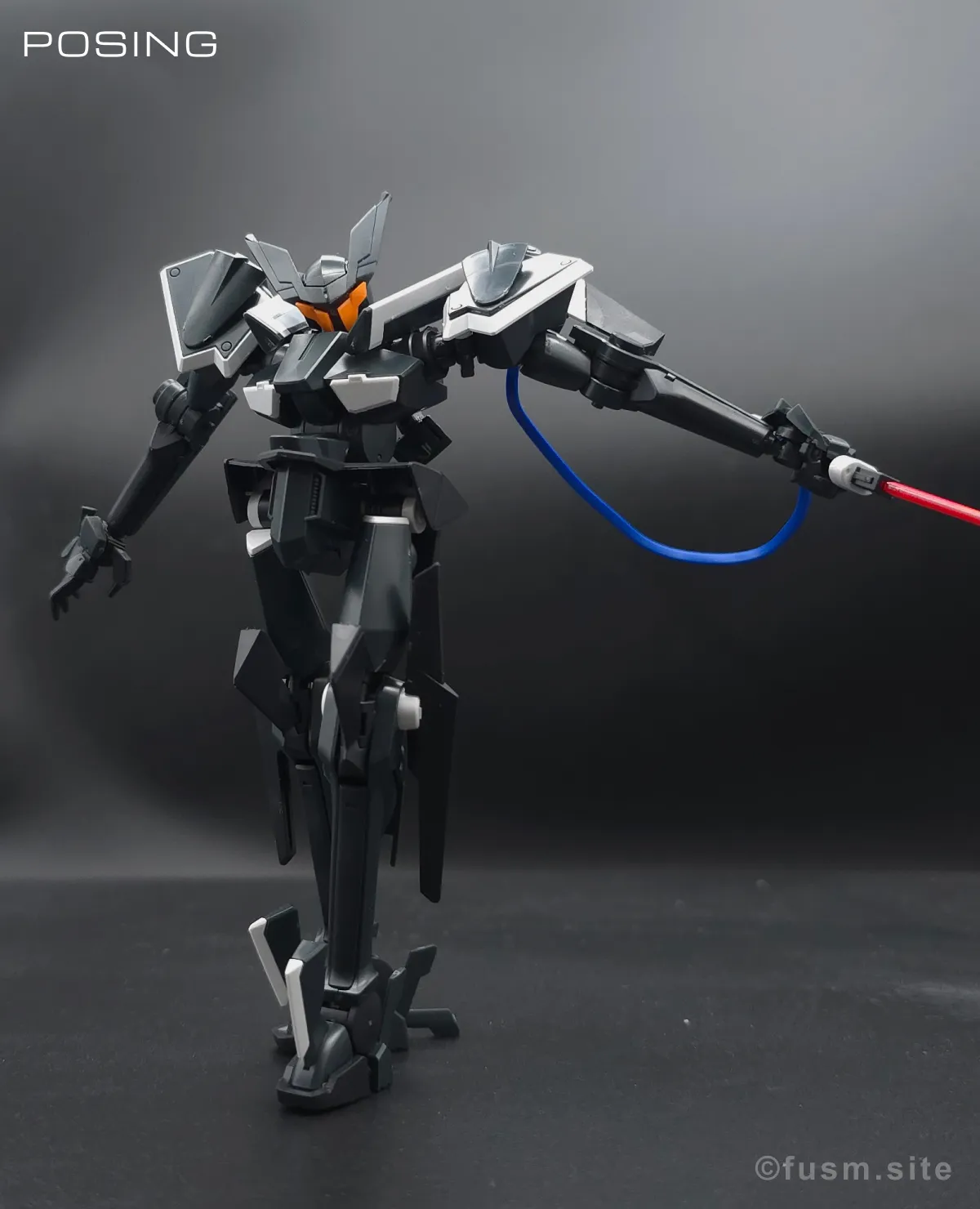 HG グラハム専用ユニオンフラッグカスタムII(GNフラッグ) レビュー ポージング 33