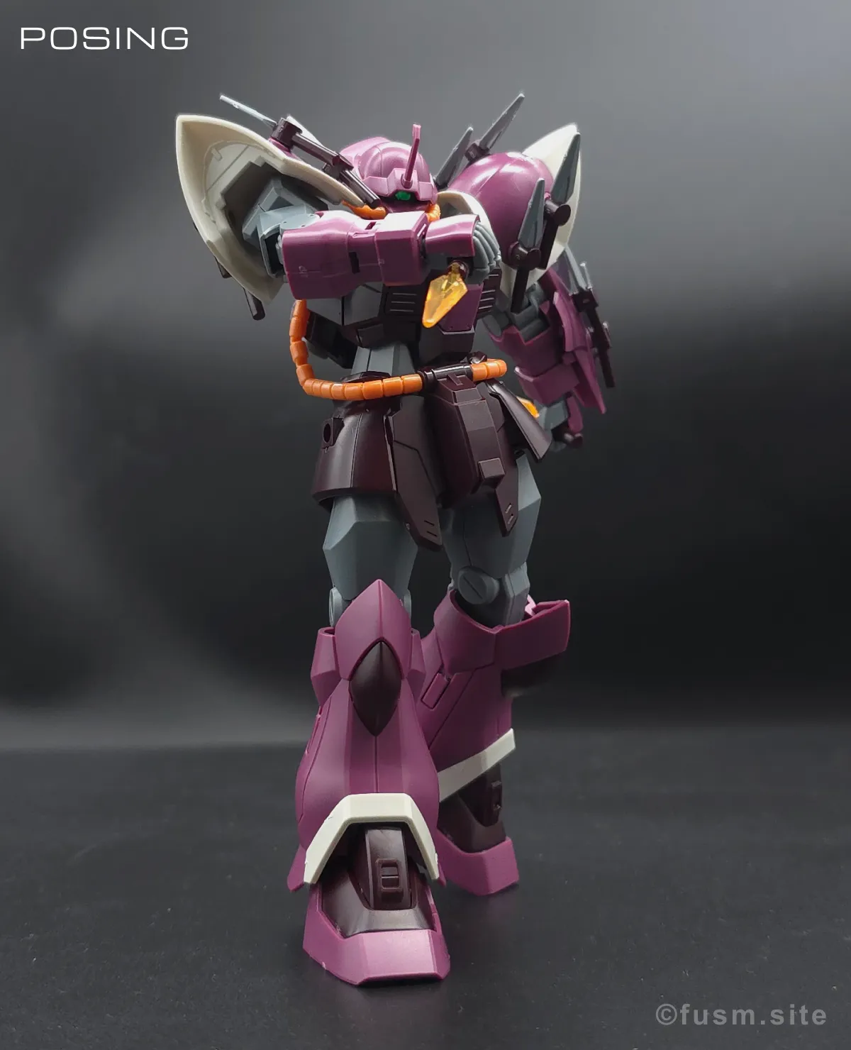 【レビュー】HGUC イフリート・シュナイド ポージング 01
