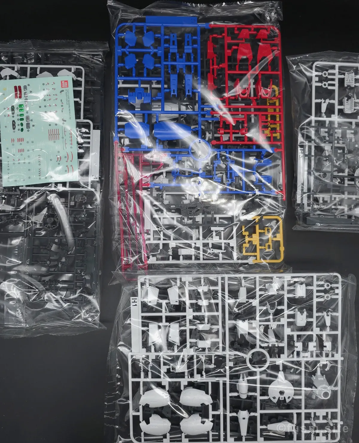 【レビュー】RG RX-78GP01Fb ガンダム試作1号機フルバーニアン パッケージ 04
