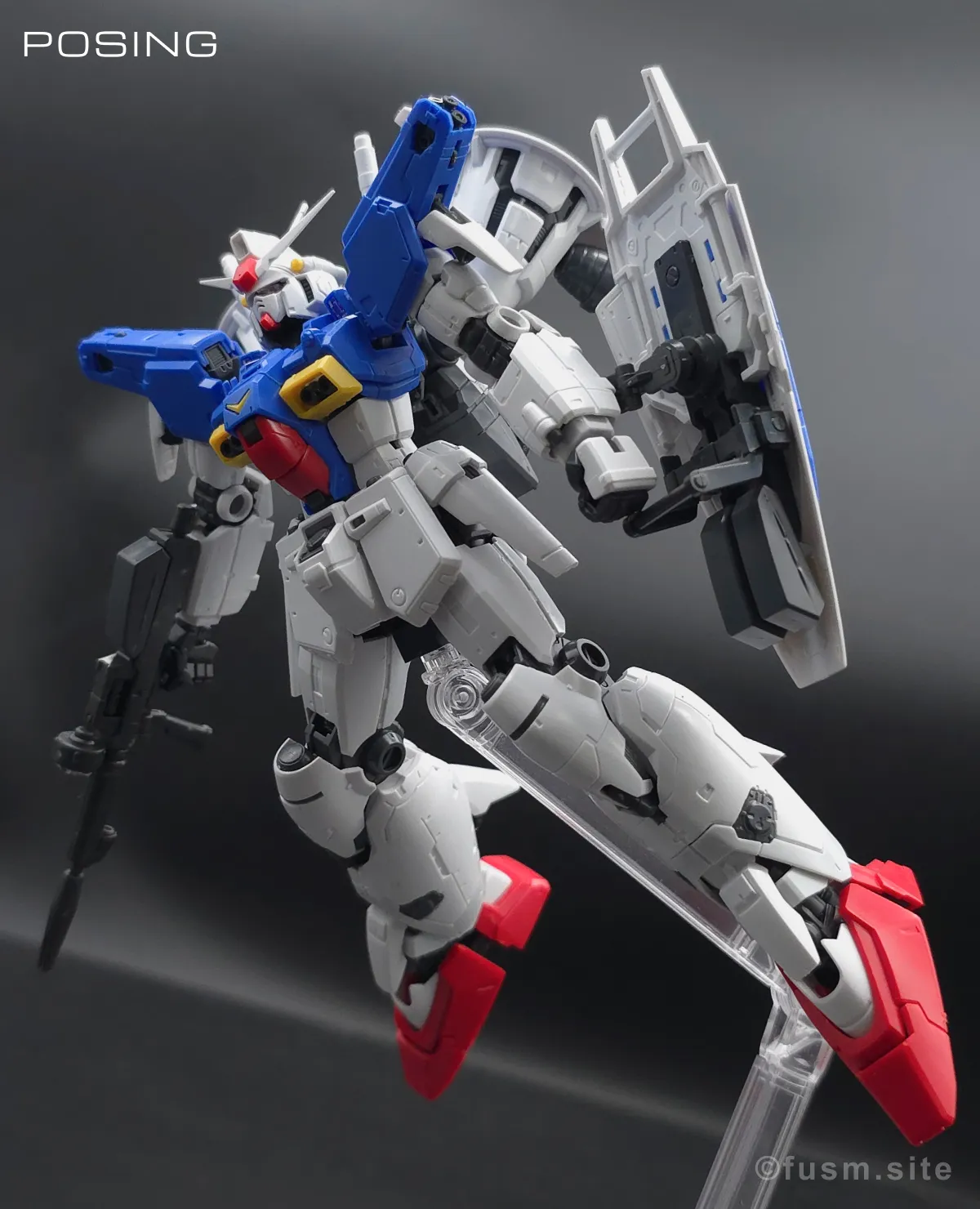 【レビュー】RG RX-78GP01Fb ガンダム試作1号機フルバーニアン ポージング 01
