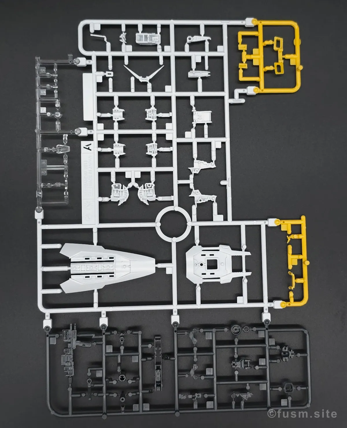 【レビュー】RG RX-78GP01Fb ガンダム試作1号機フルバーニアン ランナー 01