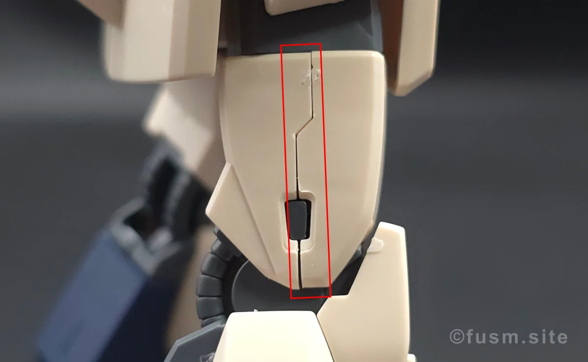 HGUC MSA-003 ネモ(ユニコーンデザートカラーVer.) レビュー 脚部ディテール 合わせ目 01
