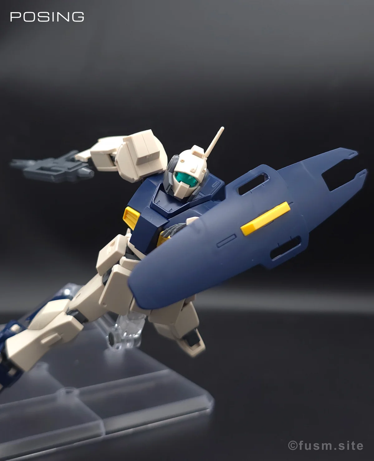 HGUC MSA-003 ネモ(ユニコーンデザートカラーVer.) レビュー ポージング 02