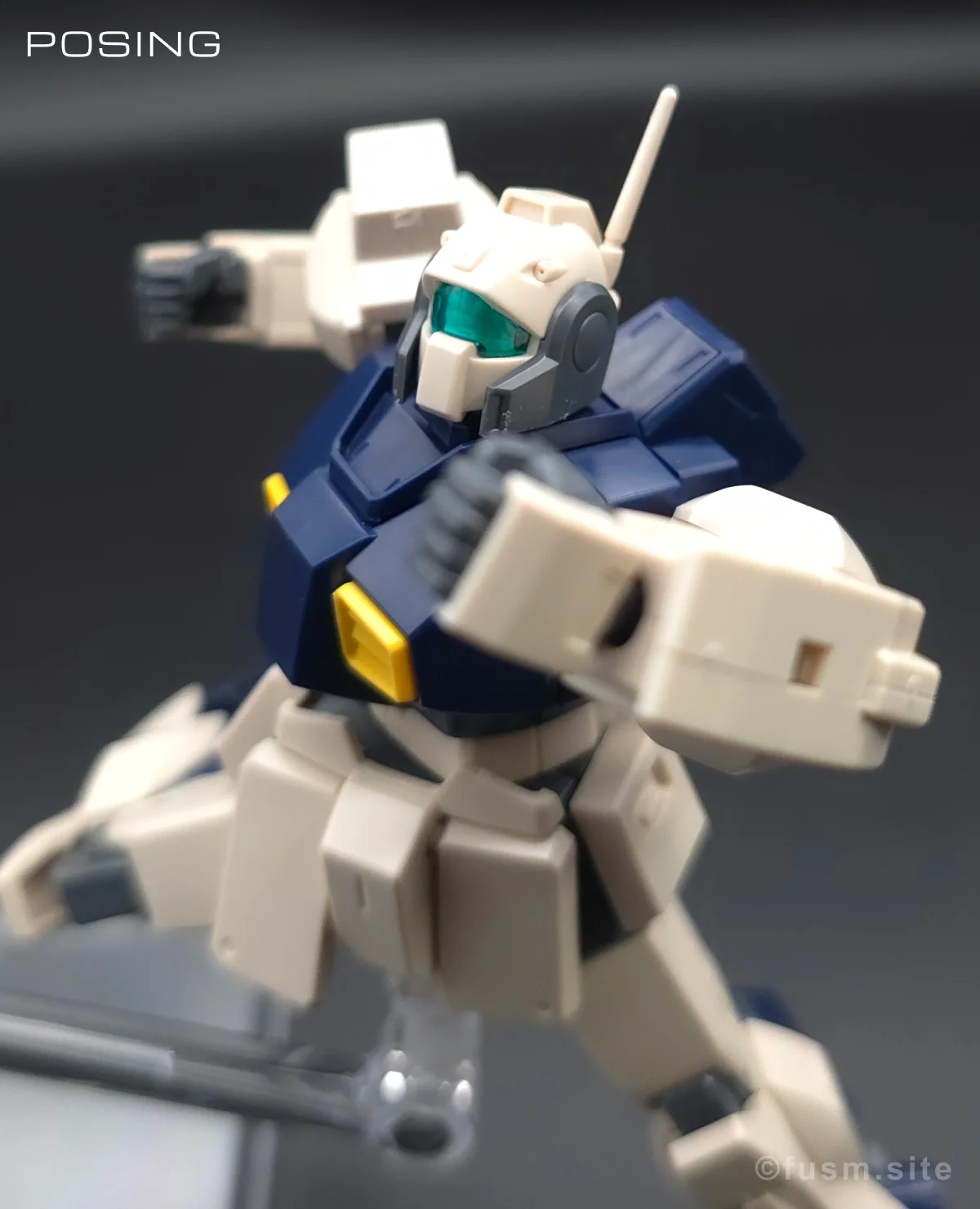 HGUC MSA-003 ネモ(ユニコーンデザートカラーVer.) レビュー ポージング 17