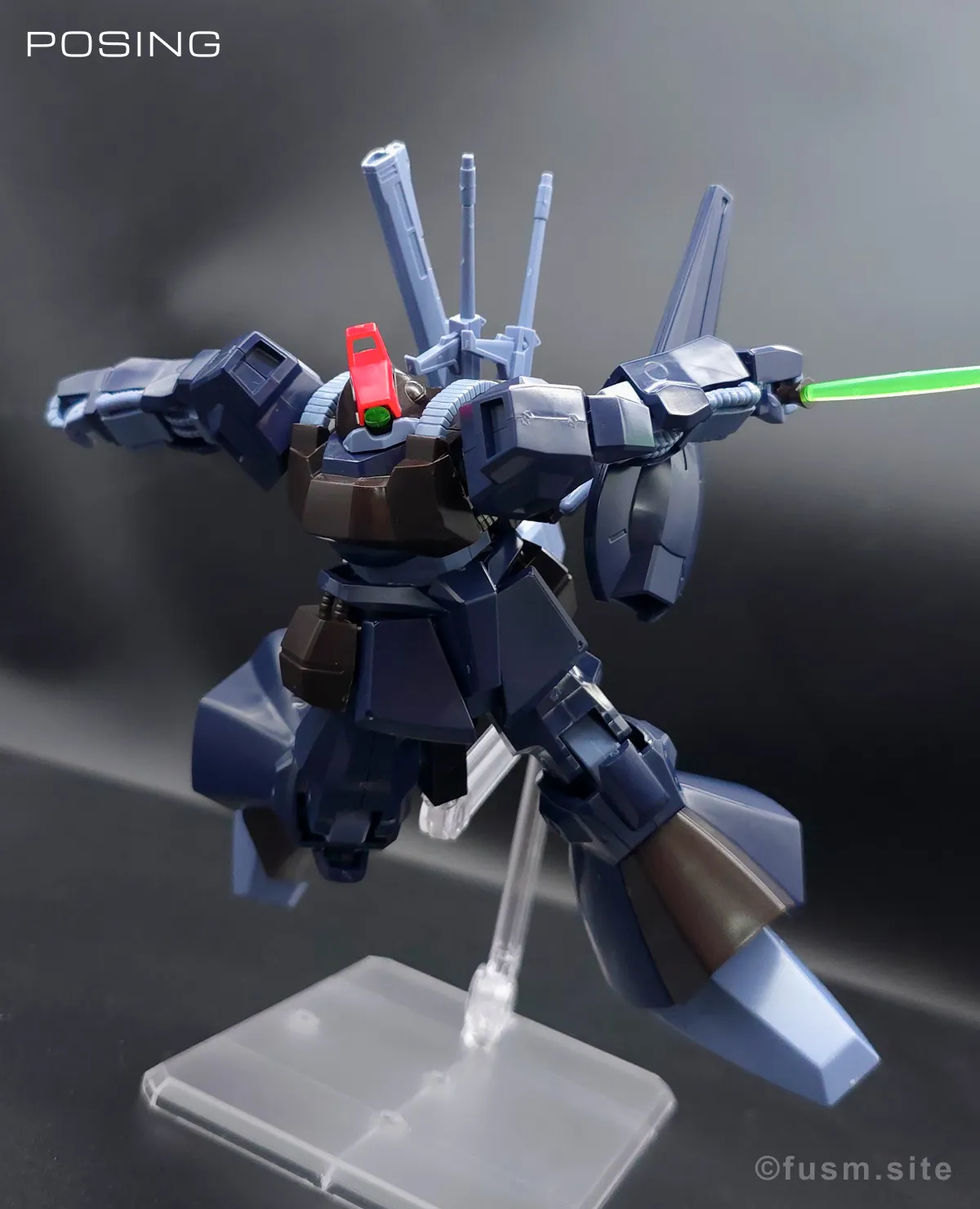 HGUC リックディアス(黒) レビュー ポージング 18