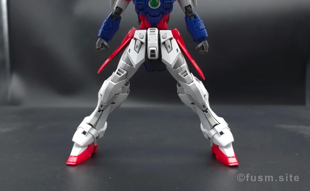 RG ウイングガンダムゼロ レビュー 脚部ディテール 可動域 03