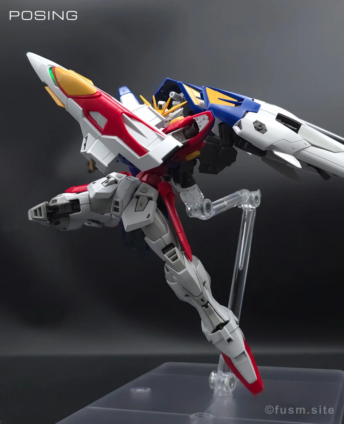 RG ウイングガンダムゼロ レビュー ポージング 09