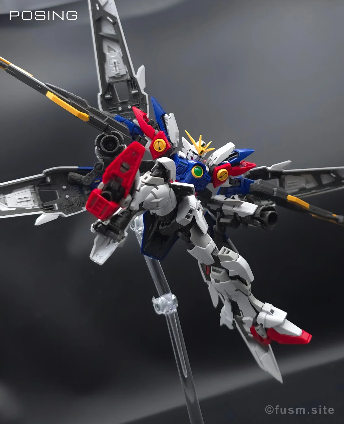 RG ウイングガンダムゼロ レビュー ポージング 16