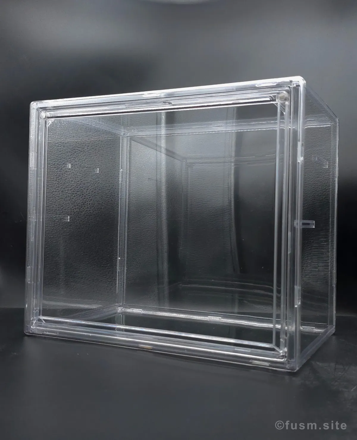 【100均透明コレクションケース】ガンプラに使える?レビュー 02