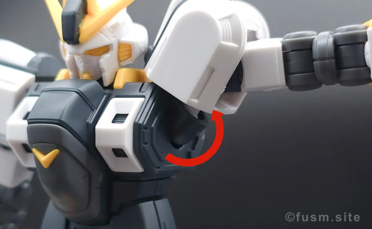 HG アトラスガンダム(GUNDAM THUNDERBOLT Ver.) レビュー 肩ディテール 可動域 02