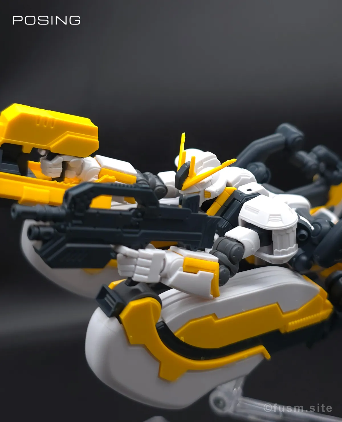 HG アトラスガンダム(GUNDAM THUNDERBOLT Ver.) レビュー ポージング 16