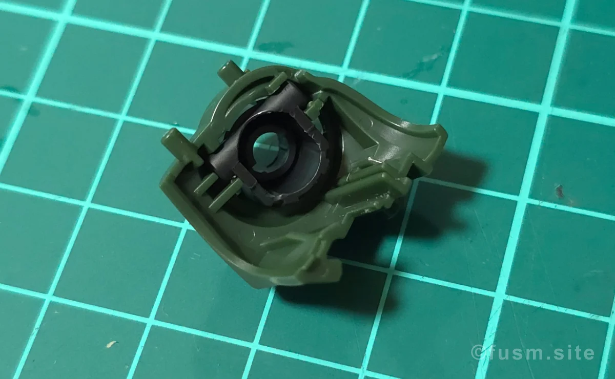 【レビュー】HG ザク(GQ) パーツ・構造・組み立て 02