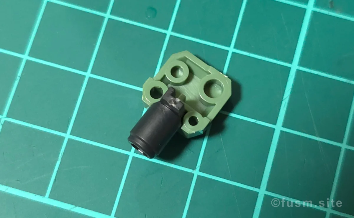 【レビュー】HG ザク(GQ) パーツ・構造・組み立て 06