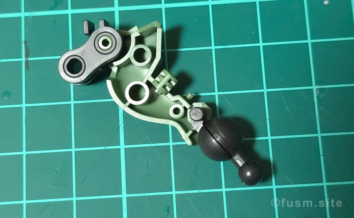 【レビュー】HG ザク(GQ) パーツ・構造・組み立て 08