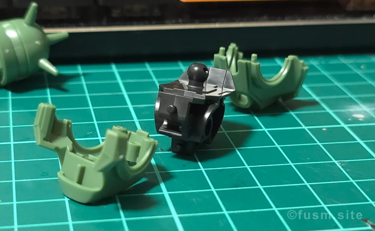 【レビュー】HG ザク(GQ) パーツ・構造・組み立て 14