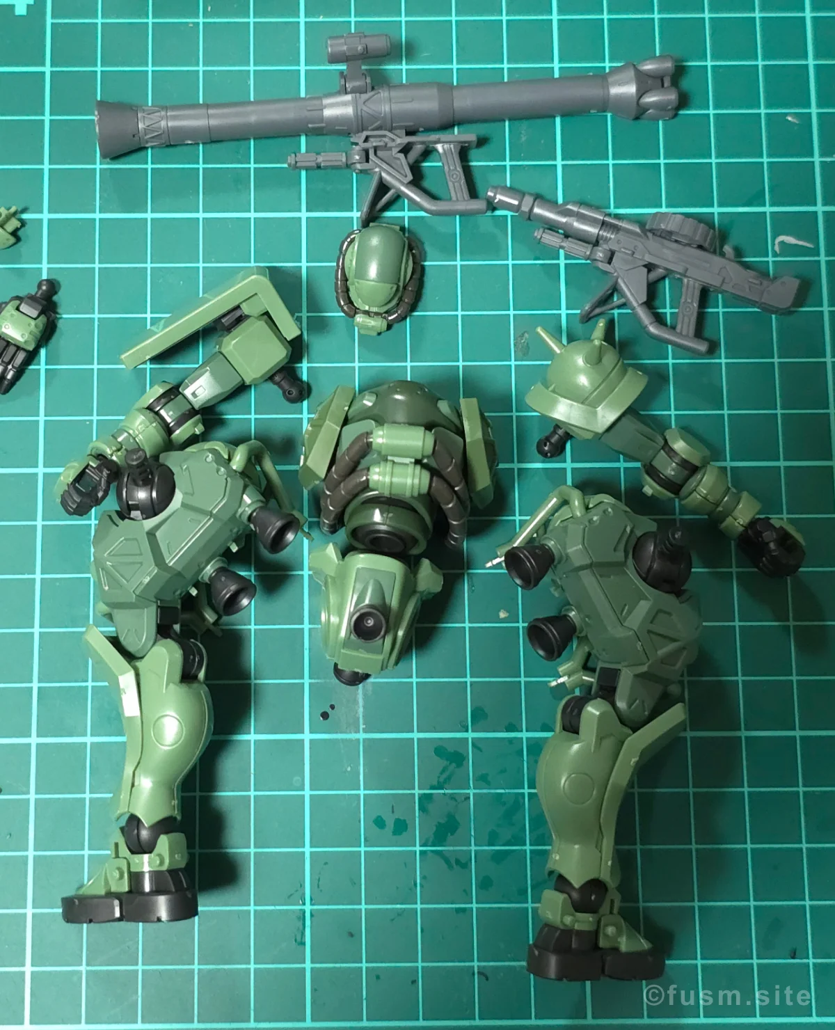 【レビュー】HG ザク(GQ) パーツ・構造・組み立て 15