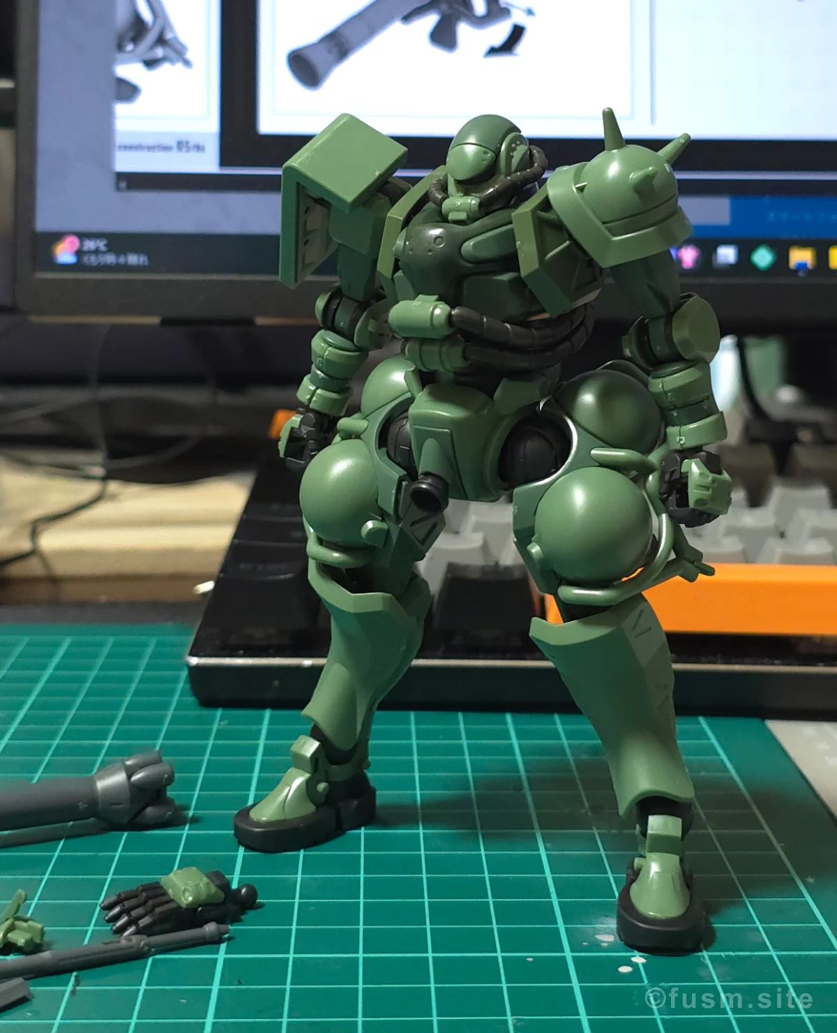 【レビュー】HG ザク(GQ) パーツ・構造・組み立て 16