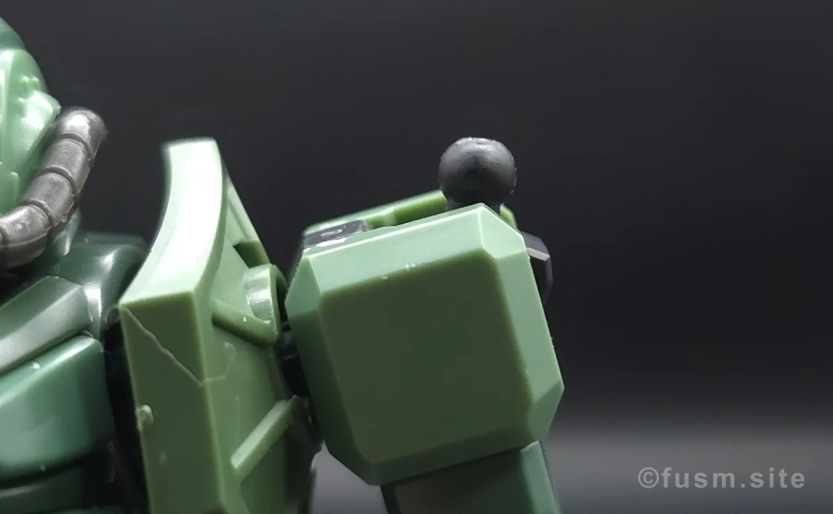 【レビュー】HG ザク(GQ) 肩ディテール 02