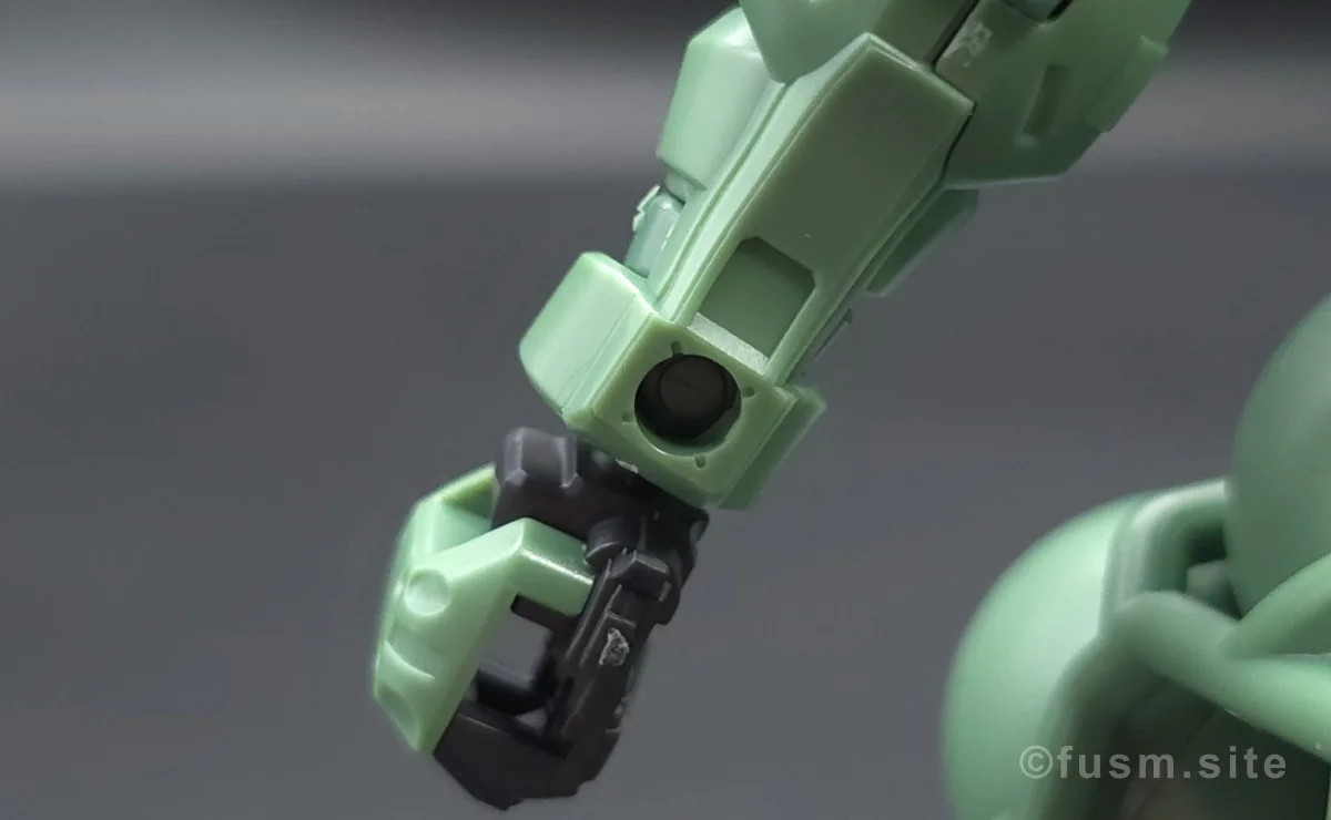 【レビュー】HG ザク(GQ) 腕部ディテール 02