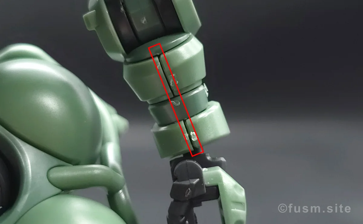 【レビュー】HG ザク(GQ) 腕部ディテール 合わせ目 01