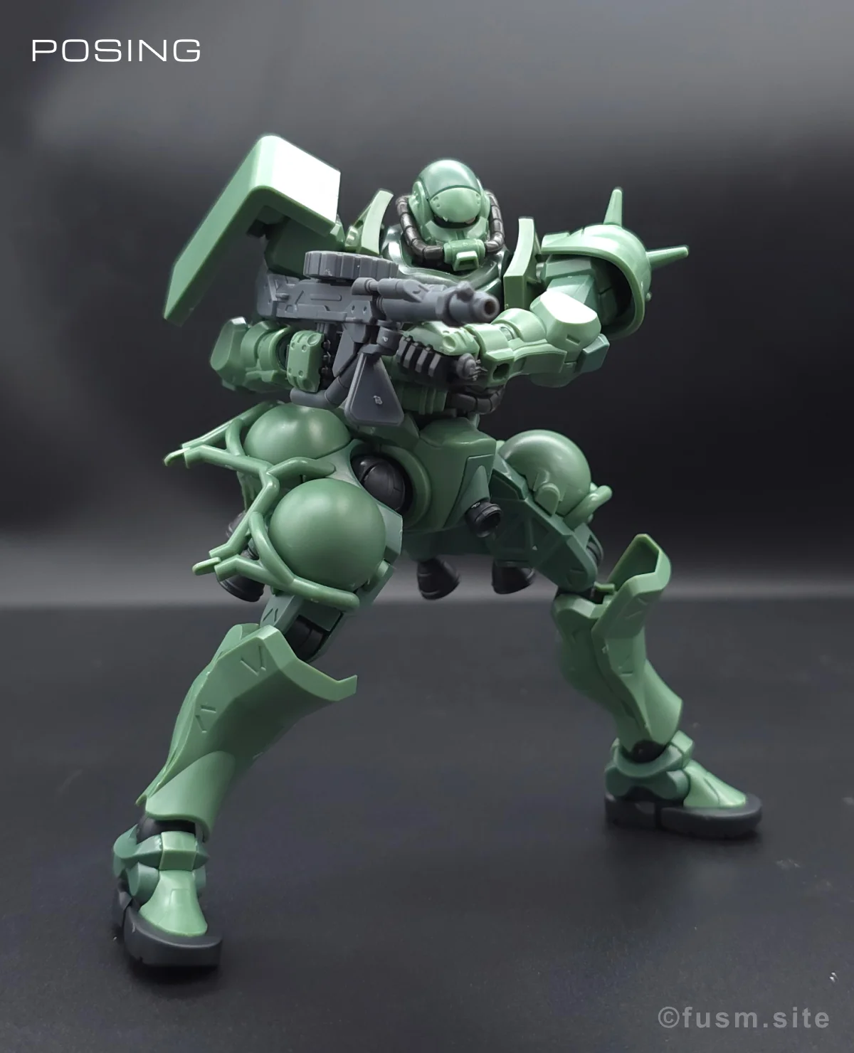 【レビュー】HG ザク(GQ) ポージング 11