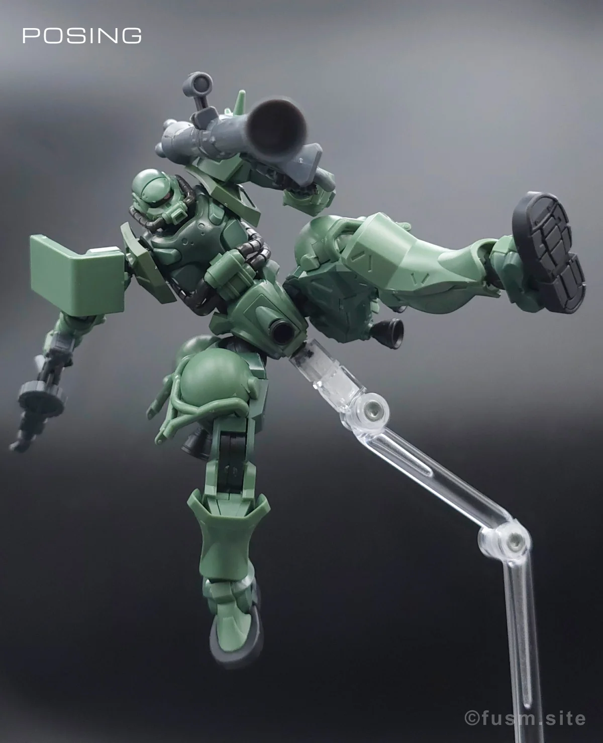 【レビュー】HG ザク(GQ) ポージング 14