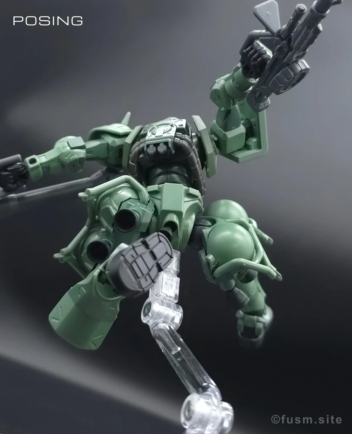 【レビュー】HG ザク(GQ) ポージング 16