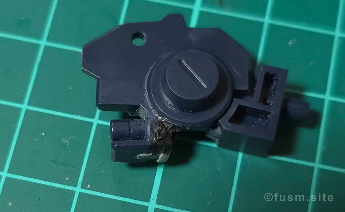 【レビュー】HGUC ローゼン・ズール(episode 7 Ver.) 耐久力が弱い箇所 02