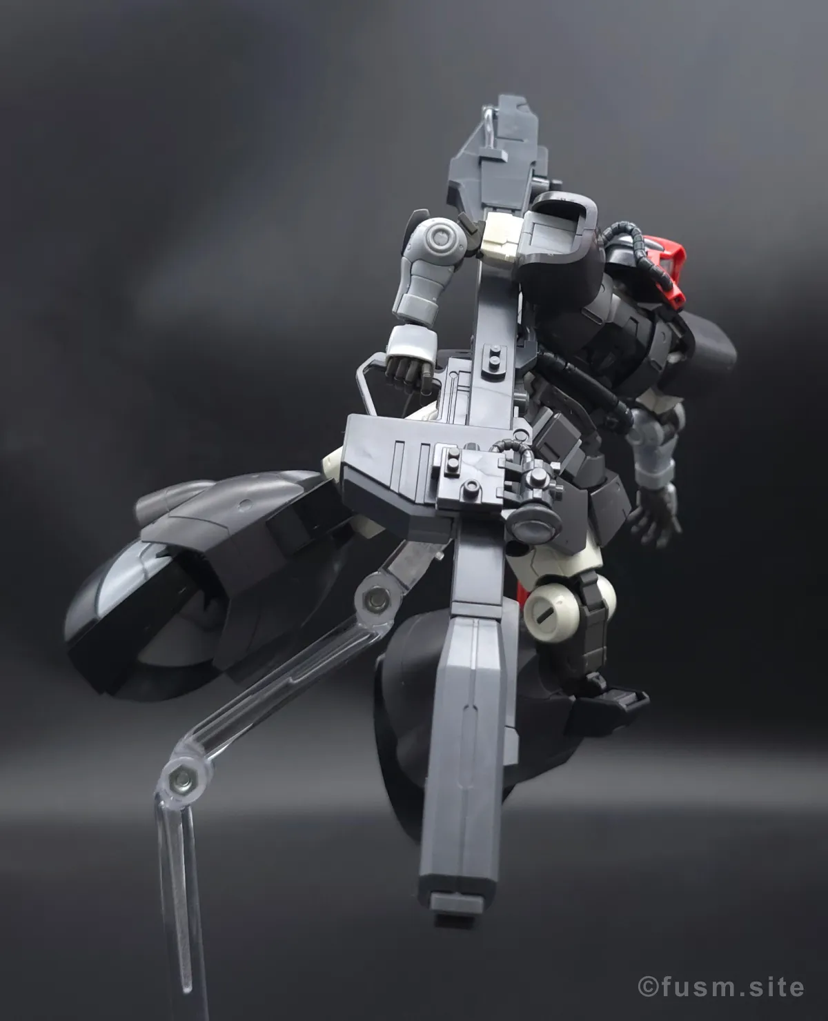 HG ドム試作実験機|MSD(Mobile Suit Discovery) レビュー ポージング 02
