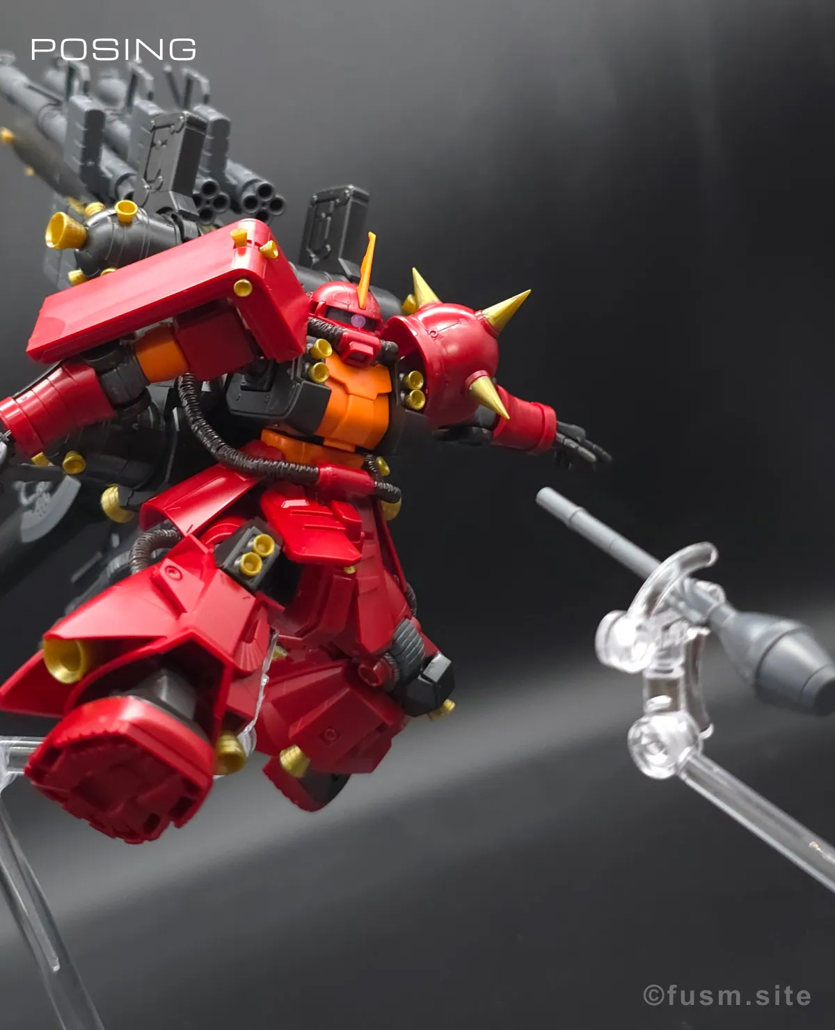 HG サイコ・ザク(ガンダム サンダーボルト版) レビュー ポージング 07